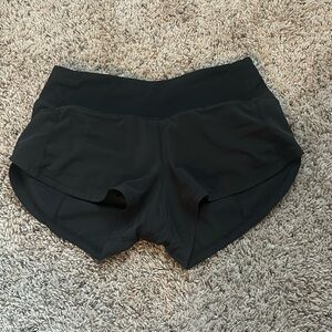 Lululemon black speed ups, low rise, 2.5 inch